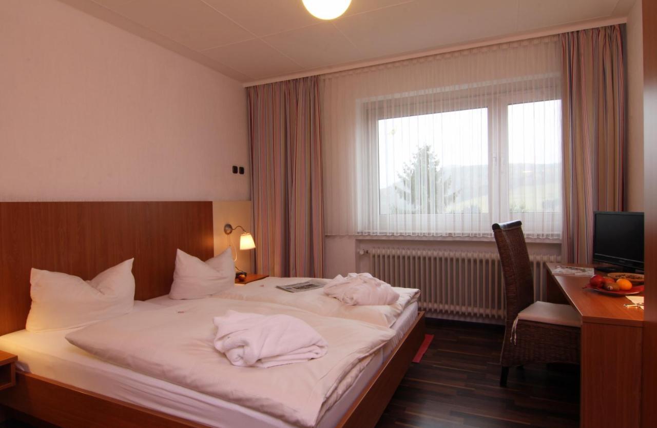 באד לאאספה Hotel Lahnblick מראה חיצוני תמונה